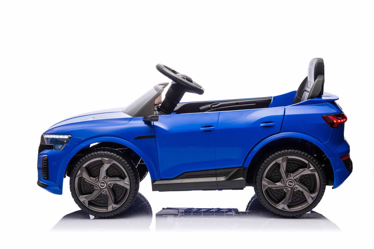 Audi RS Q8 elbil for barn 12V med fjernkontroll